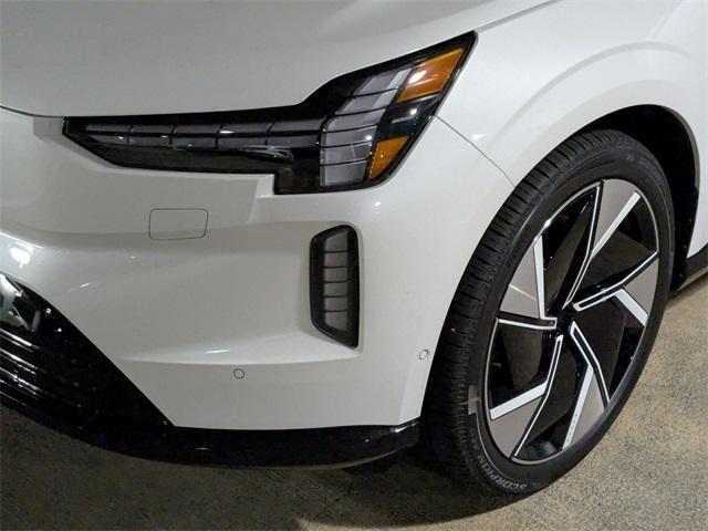 new 2025 Volvo EX90 car, priced at $87,290