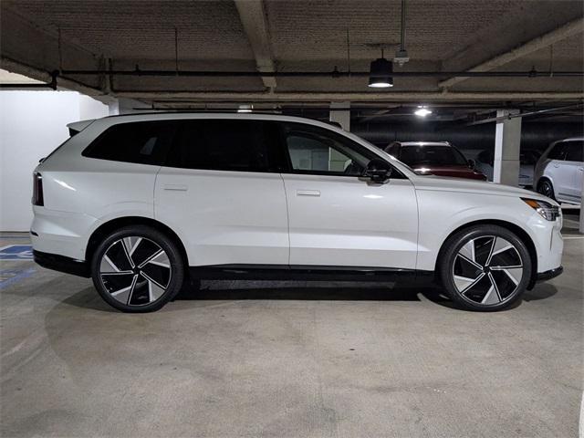 new 2025 Volvo EX90 car, priced at $87,290