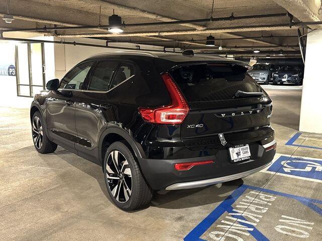 new 2025 Volvo XC40 car, priced at $52,000