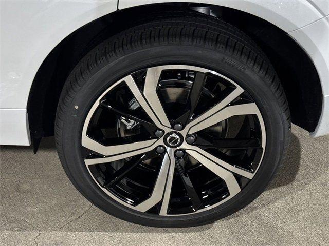 new 2025 Volvo XC60 Plug-In Hybrid car, priced at $71,510