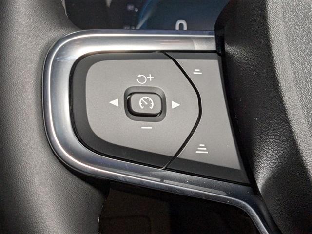 new 2025 Volvo XC40 car, priced at $48,335