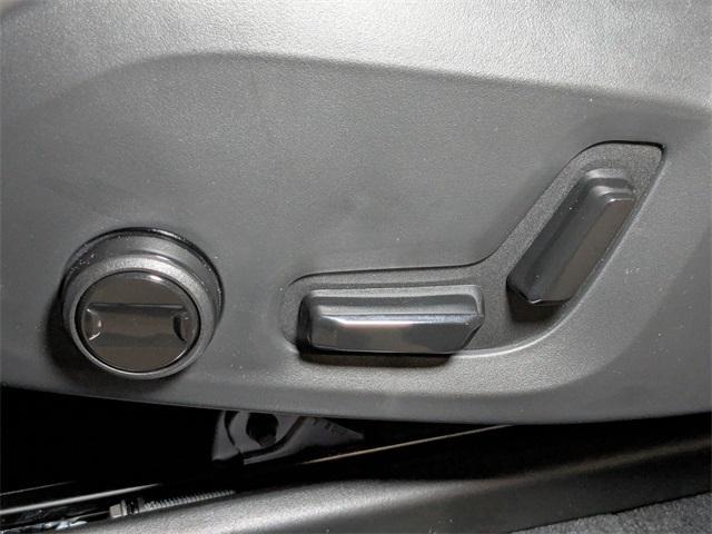 new 2025 Volvo XC90 Plug-In Hybrid car, priced at $78,805