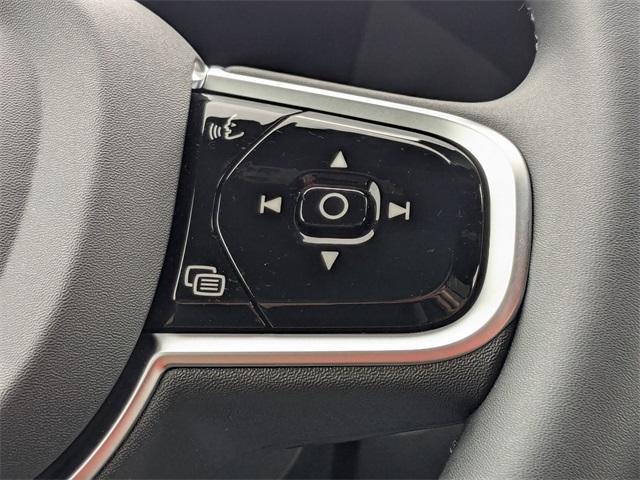new 2026 Volvo XC60 car, priced at $58,015