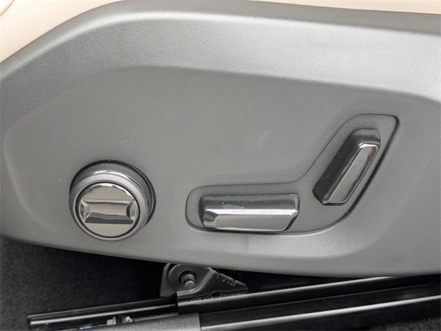 new 2026 Volvo XC60 car, priced at $58,015