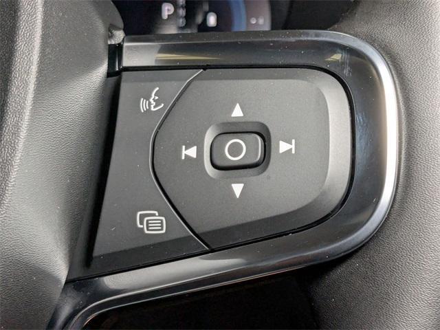 new 2025 Volvo XC40 car, priced at $51,565
