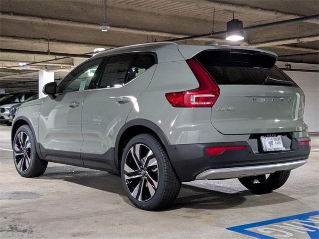 new 2025 Volvo XC40 car, priced at $51,565