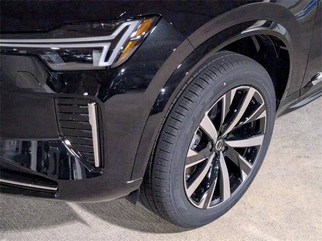 new 2025 Volvo XC90 car, priced at $61,795