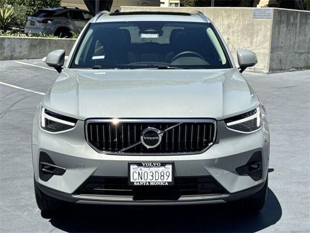 new 2024 Volvo XC40 car, priced at $42,674