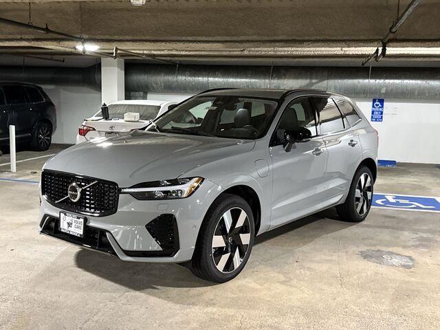 new 2025 Volvo XC60 Plug-In Hybrid car, priced at $66,235