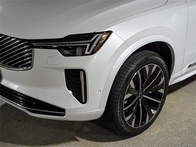new 2025 Volvo XC90 car, priced at $69,155