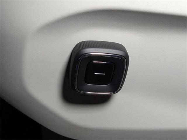 new 2025 Volvo EX90 car, priced at $87,790