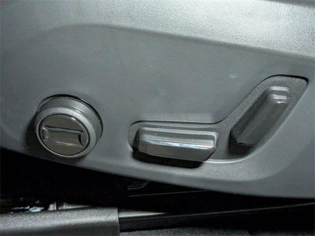 new 2025 Volvo XC60 Plug-In Hybrid car, priced at $67,450