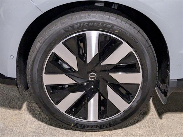 new 2025 Volvo EX90 car, priced at $86,600