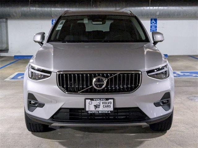 new 2025 Volvo XC40 car, priced at $51,565