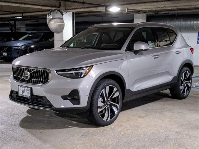 new 2025 Volvo XC40 car, priced at $51,565