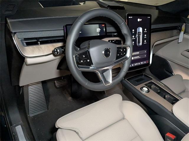 new 2025 Volvo EX90 car, priced at $87,425