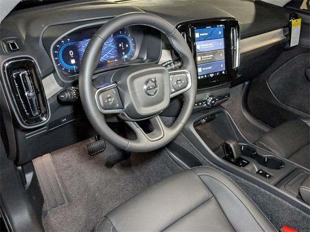 new 2025 Volvo XC40 car, priced at $46,265