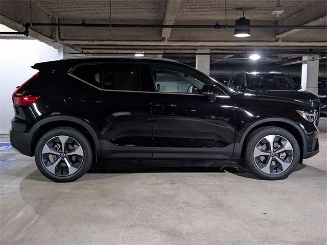 new 2025 Volvo XC40 car, priced at $46,265