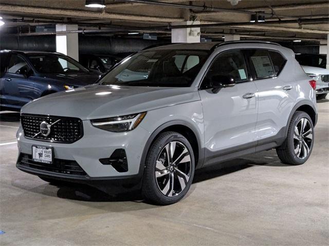 new 2025 Volvo XC40 car, priced at $51,565