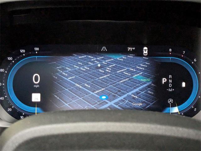 new 2025 Volvo XC40 car, priced at $51,565