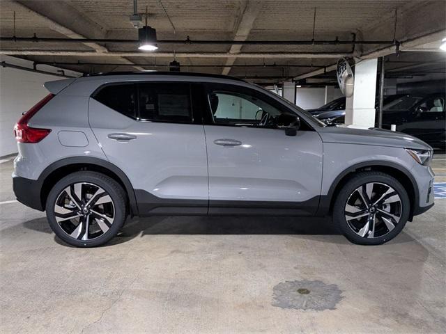 new 2025 Volvo XC40 car, priced at $51,565