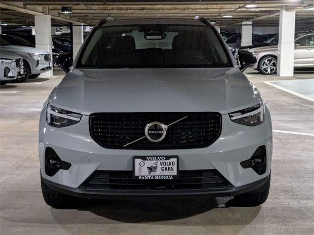 new 2025 Volvo XC40 car, priced at $51,565