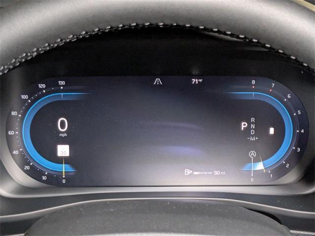 new 2025 Volvo XC40 car, priced at $51,565