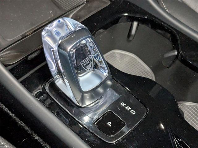 new 2025 Volvo XC40 car, priced at $51,565