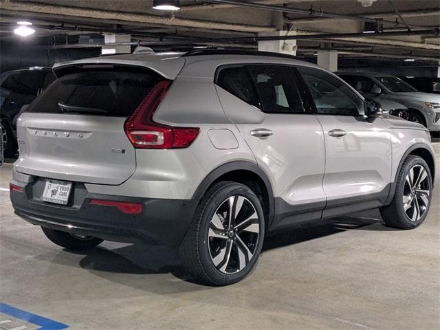 new 2025 Volvo XC40 car, priced at $51,565
