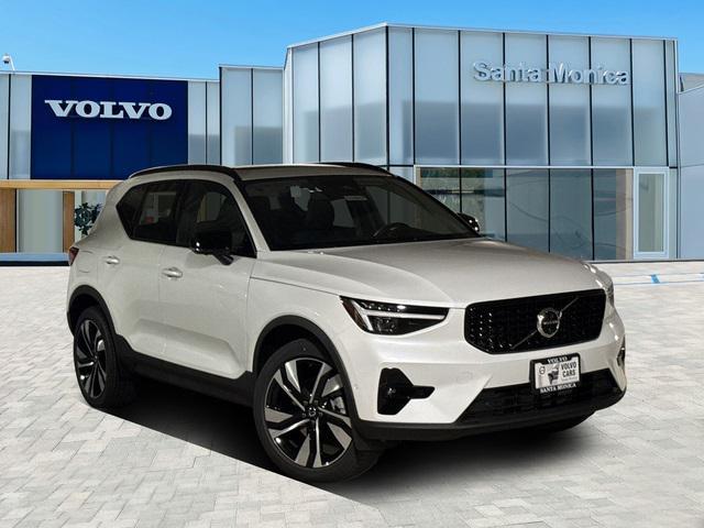 new 2025 Volvo XC40 car, priced at $49,790