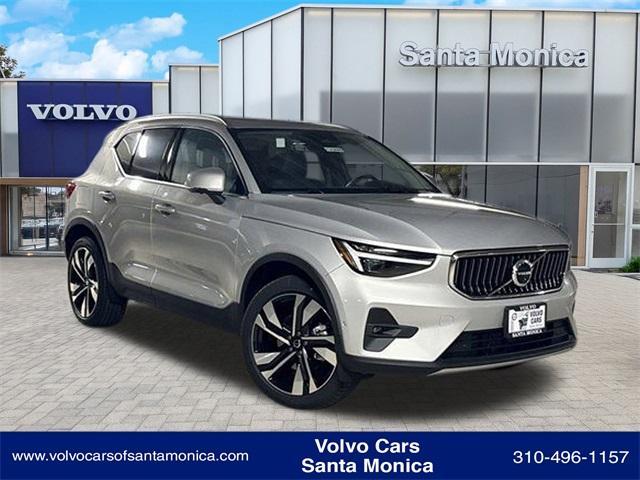 new 2024 Volvo XC40 car, priced at $42,674