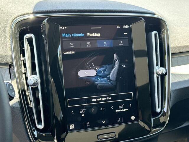 new 2024 Volvo XC40 car, priced at $42,674