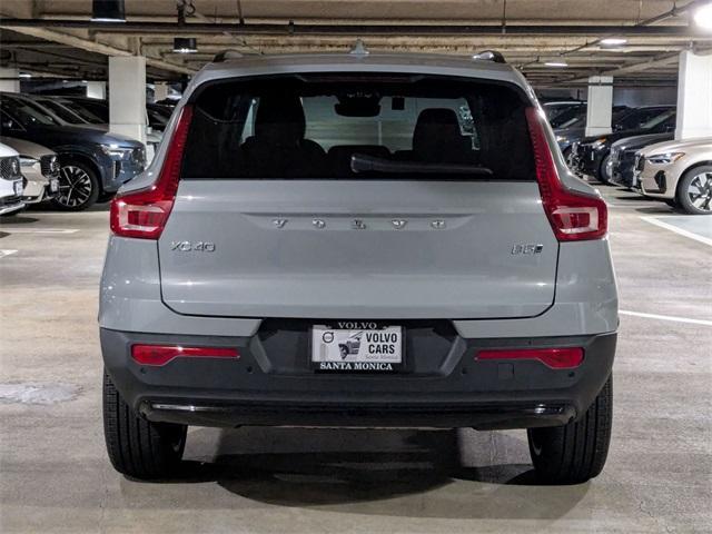 new 2025 Volvo XC40 car, priced at $51,565