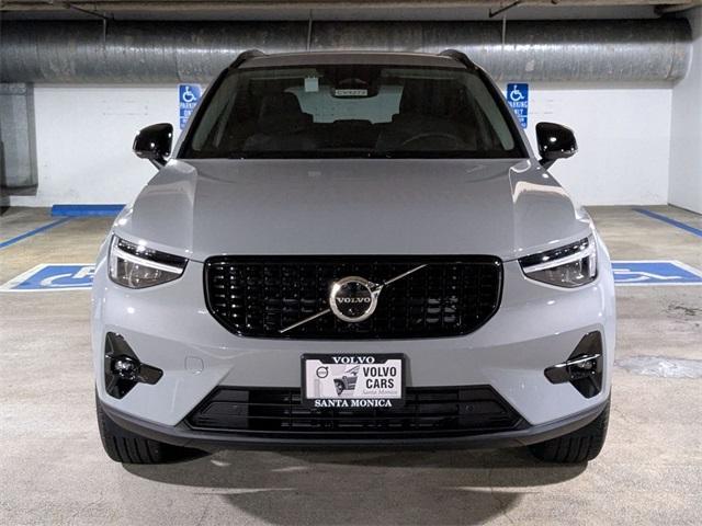 new 2025 Volvo XC40 car, priced at $51,565