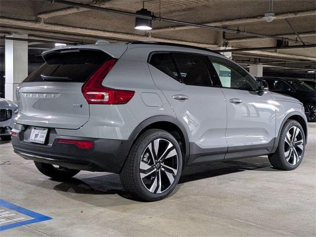 new 2025 Volvo XC40 car, priced at $51,565
