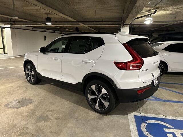 new 2025 Volvo XC40 car, priced at $48,315