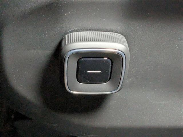 new 2025 Volvo EX90 car, priced at $82,385