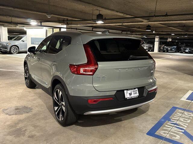 new 2025 Volvo XC40 car, priced at $52,000