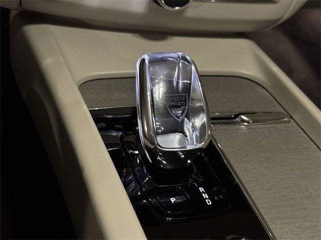 new 2025 Volvo XC60 car, priced at $60,660