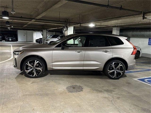 new 2025 Volvo XC60 car, priced at $60,660