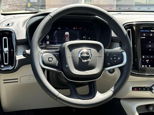 new 2024 Volvo XC40 car, priced at $41,746
