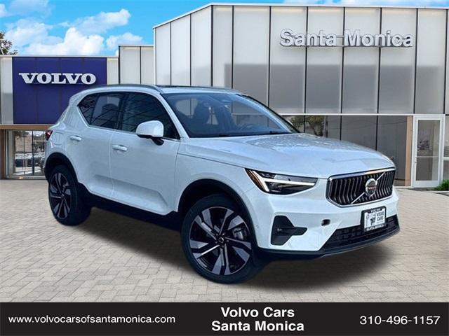 new 2025 Volvo XC40 car, priced at $51,595