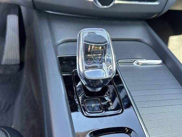 new 2024 Volvo XC60 Recharge Plug-In Hybrid car, priced at $70,116