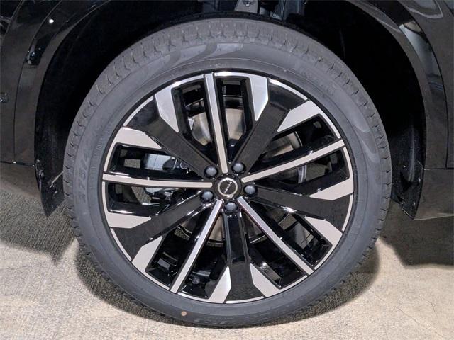 new 2025 Volvo XC90 car, priced at $66,445