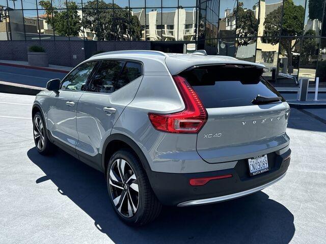 new 2024 Volvo XC40 car, priced at $49,180