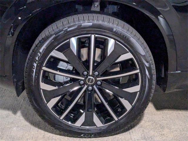 new 2025 Volvo XC90 Plug-In Hybrid car, priced at $78,805