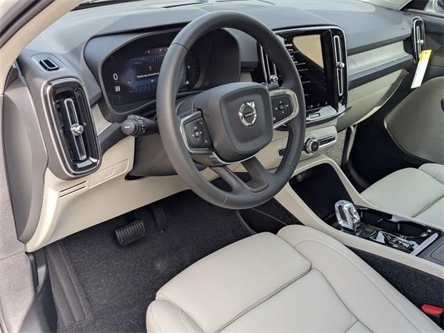 new 2025 Volvo XC40 car, priced at $48,690