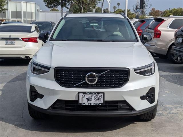 new 2025 Volvo XC40 car, priced at $48,690