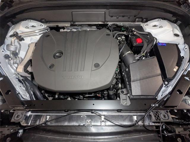new 2025 Volvo XC60 car, priced at $56,550