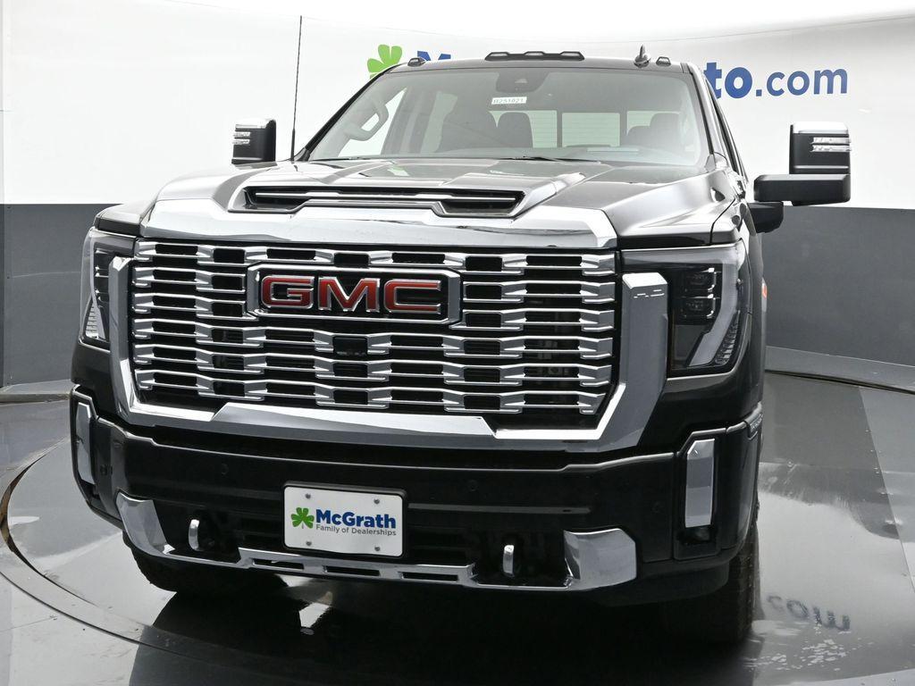 new 2025 GMC Sierra 3500 car, priced at $84,200